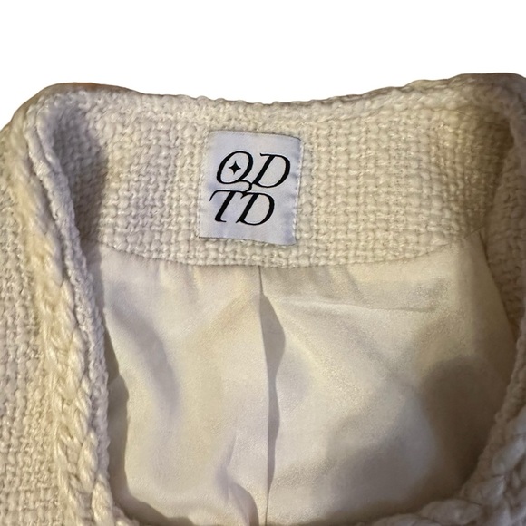 ODTD Cream Cropped Blazer Size Medium - Picture 4 of 7